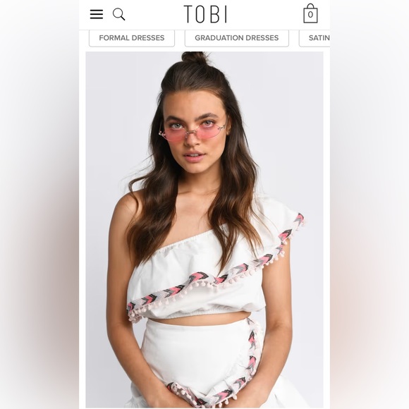 NWT TOBI Judy White One Shoulder Crop - Picture 2 of 9